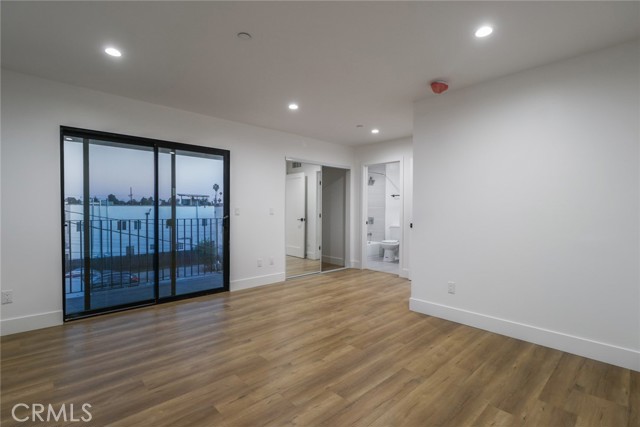 Detail Gallery Image 30 of 36 For 4649 Pickford, Los Angeles,  CA 90019 - 4 Beds | 4 Baths