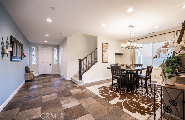 Detail Gallery Image 5 of 35 For 13985 Riverglen, Corona,  CA 92880 - 5 Beds | 3/1 Baths