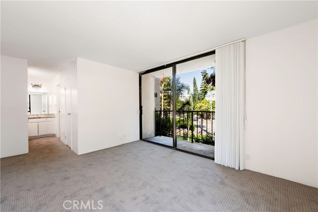 Detail Gallery Image 7 of 26 For 1750 E Ocean Bld #201,  Long Beach,  CA 90802 - 2 Beds | 2 Baths