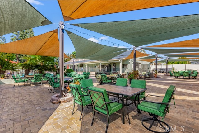5200 Irvine Blvd., Irvine CA: https://media.crmls.org/medias/a750deb8-6630-411c-b7a0-e94e269a13fb.jpg