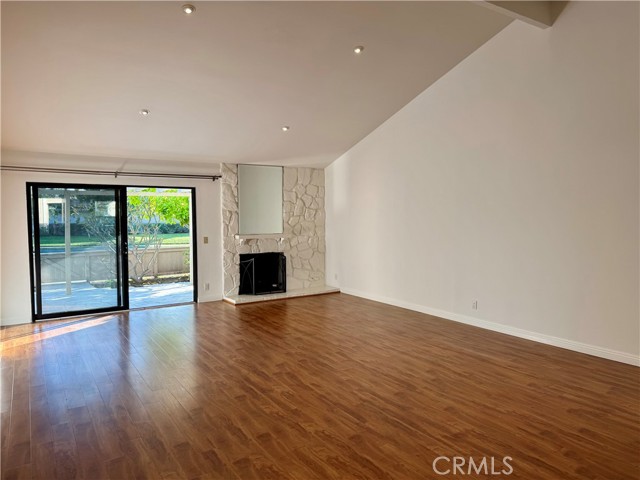 Detail Gallery Image 7 of 25 For 12 Park Vista #50,  Irvine,  CA 92604 - 2 Beds | 2 Baths