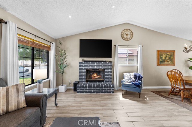 Detail Gallery Image 7 of 37 For 26337 Dracaea Ave, Moreno Valley,  CA 92555 - 3 Beds | 2 Baths