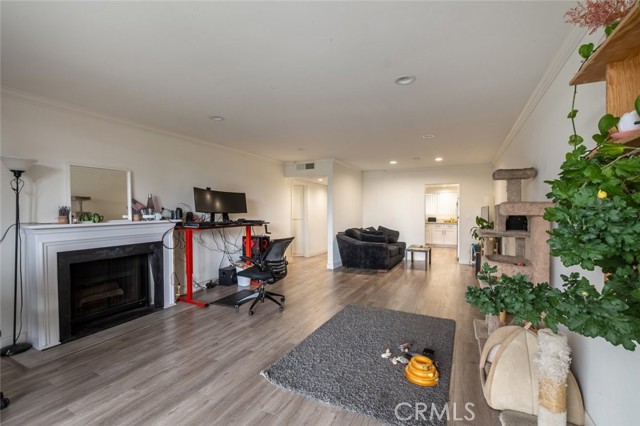 1401 Valley View Road, 225 photo 8