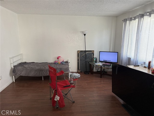 1108 N Rinaldi Street, Visalia CA: https://media.crmls.org/medias/a7528b7b-4f0d-4fab-9b53-da766df46192.jpg