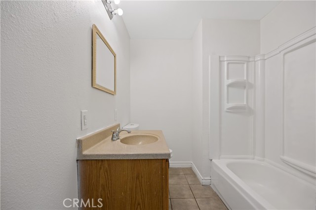 4 Bed Home for Sale in Palmdale, California