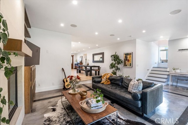 3004 Oak Avenue, Manhattan Beach, California 90266, 3 Bedrooms Bedrooms, ,2 BathroomsBathrooms,Residential,Sold,Oak,SB22239003