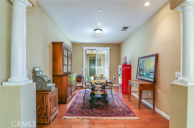 Detail Gallery Image 17 of 43 For 1336 Marseille Ln, Roseville,  CA 95747 - 3 Beds | 3 Baths