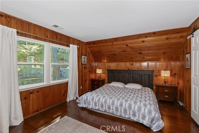 Detail Gallery Image 21 of 42 For 238 Bluebell, Lake Arrowhead,  CA 92352 - 5 Beds | 2 Baths