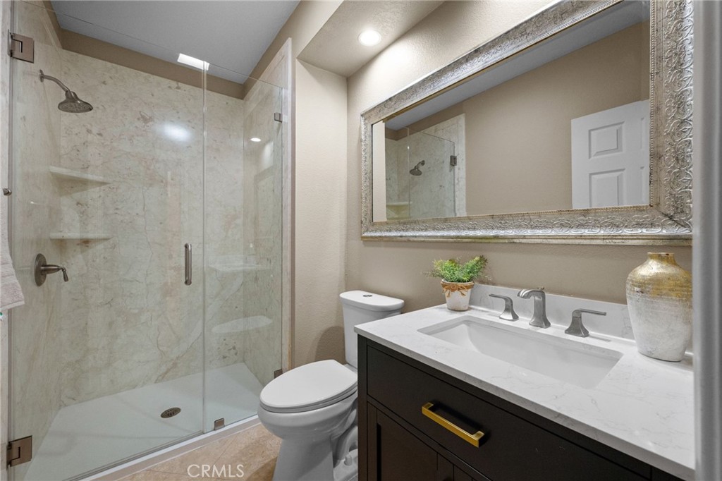 MLS #OC25179992 img 29