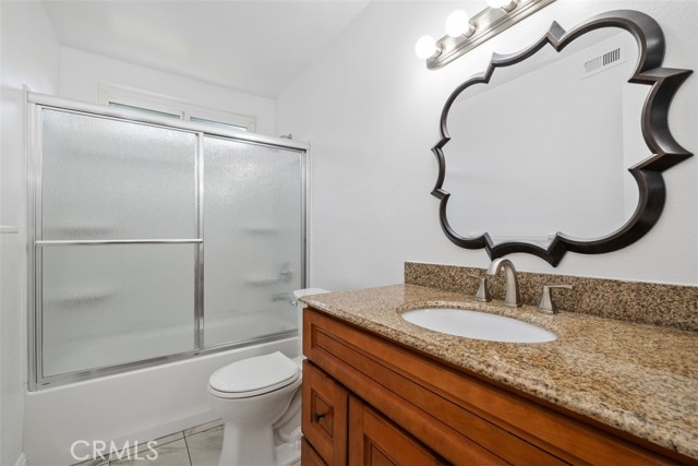 11782 Garden Grove Boulevard, Garden Grove CA: https://media.crmls.org/medias/a7536dd1-9a37-43eb-9bcf-9ee3b7f16ed2.jpg