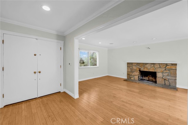 Detail Gallery Image 3 of 36 For 13004 Lull St, North Hollywood,  CA 91605 - 4 Beds | 2 Baths