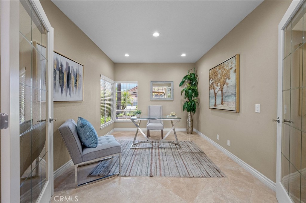 MLS #OC25179992 img 10