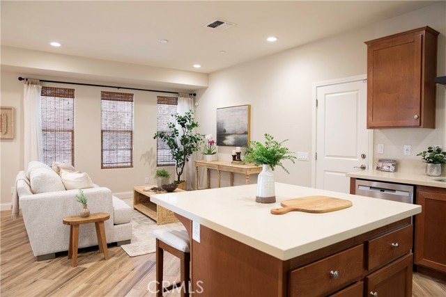 Detail Gallery Image 11 of 63 For 9369 Riberena Cir #11,  Atascadero,  CA 93422 - 3 Beds | 2 Baths