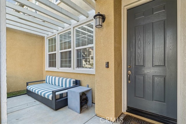 Detail Gallery Image 2 of 13 For 610 Flathead River St, Oxnard,  CA 93036 - 2 Beds | 2/1 Baths