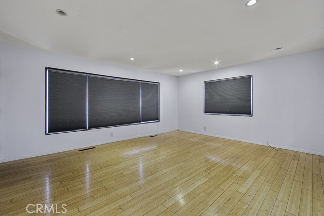 Detail Gallery Image 7 of 34 For 21 Alamitos #1,  Long Beach,  CA 90802 - 2 Beds | 2 Baths