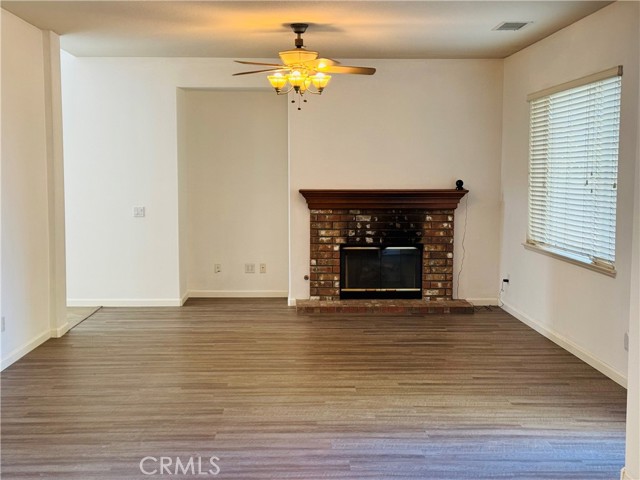 Detail Gallery Image 5 of 18 For 1665 Valley Falls Ave, Redlands,  CA 92374 - 4 Beds | 2/1 Baths