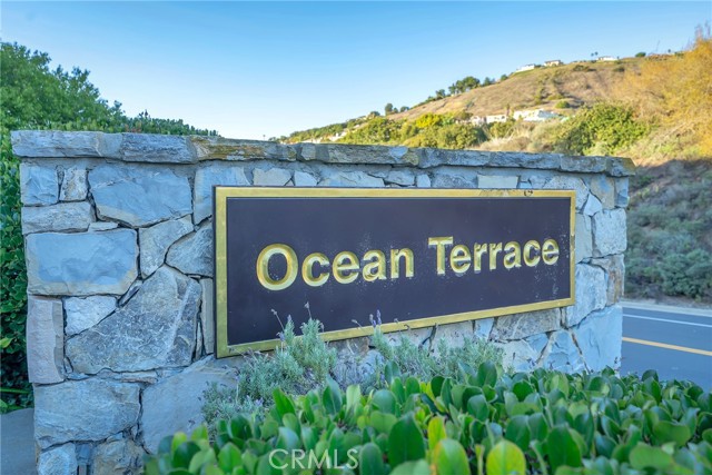 3200 La Rotonda Drive, Rancho Palos Verdes, California 90275, 2 Bedrooms Bedrooms, ,2 BathroomsBathrooms,Residential,Sold,La Rotonda,SB23008326