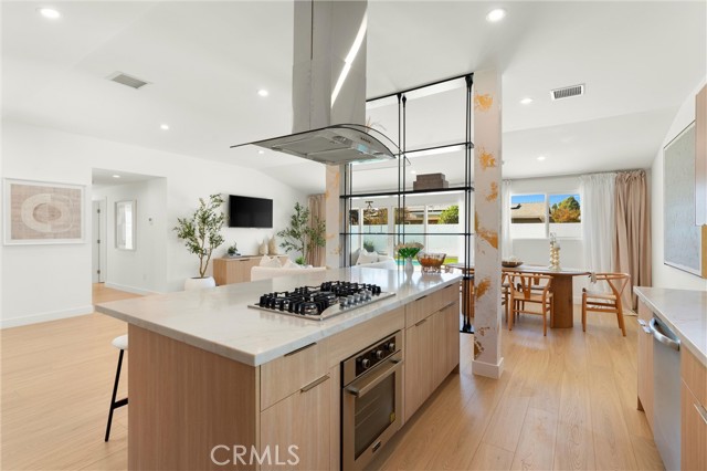 Detail Gallery Image 3 of 31 For 8591 Greenleaf Ave, Buena Park,  CA 90620 - 3 Beds | 2 Baths