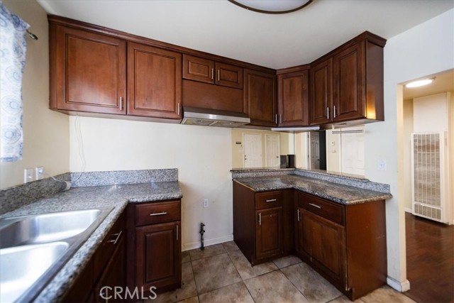 Detail Gallery Image 12 of 25 For 264 East Orange, San Bernardino,  CA 92410 - 3 Beds | 2 Baths