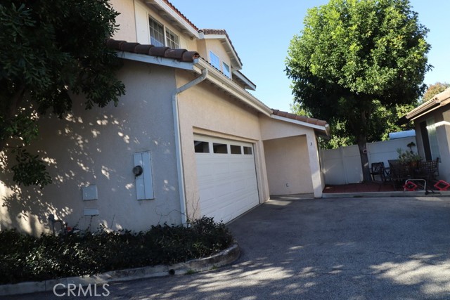 Detail Gallery Image 9 of 37 For 16731 Parthenia St #3,  Northridge,  CA 91343 - 4 Beds | 3 Baths