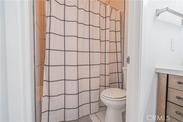 27412 Garza Drive, Saugus CA: https://media.crmls.org/medias/a7591707-450a-448b-ba00-33332a1fbbed.jpg