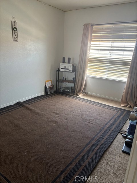 Detail Gallery Image 19 of 29 For 12520 High Desert Rd, Victorville,  CA 92392 - 3 Beds | 2/1 Baths