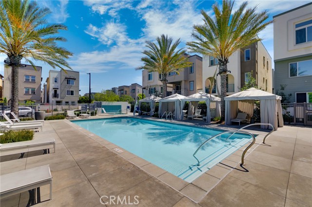 656 Daniel Freeman Circle, Inglewood CA: https://media.crmls.org/medias/a759508d-2306-4884-8231-d26ec3fcb019.jpg