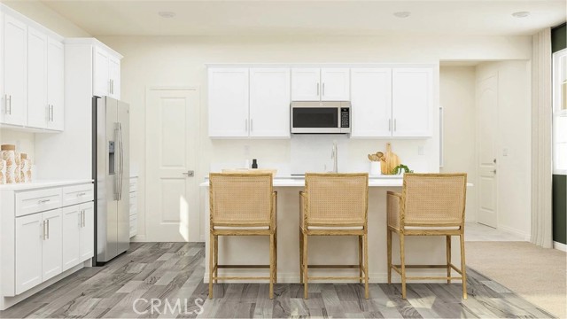 Detail Gallery Image 2 of 18 For 1725 Eagle Rd, Rialto,  CA 20448 - 4 Beds | 3 Baths