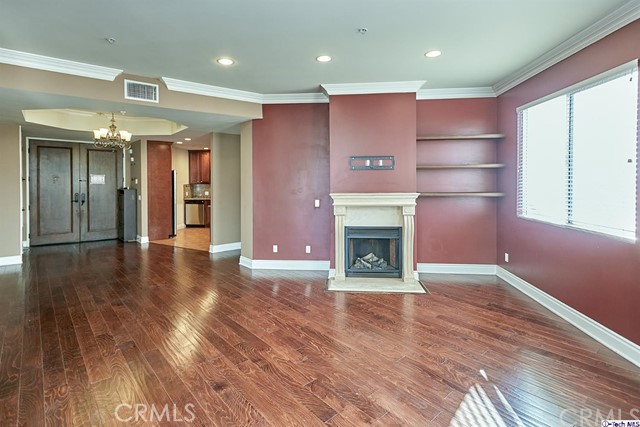 3 Bed Home for Sale in Los Angeles, California