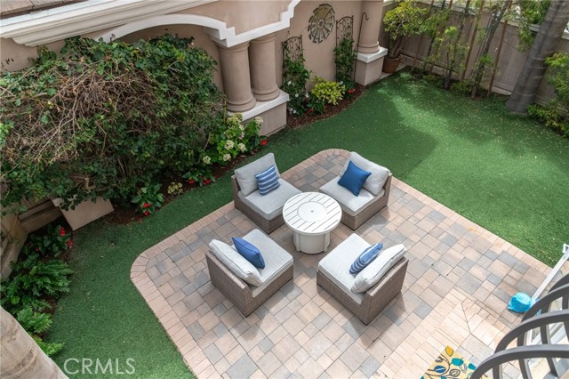 Outdoor area- great for entertaining and play