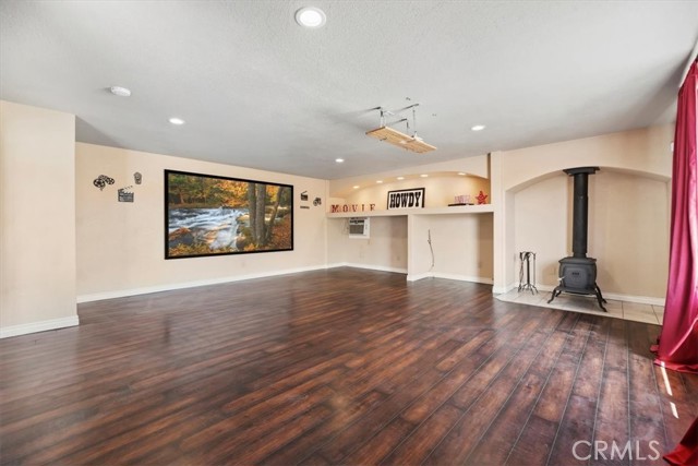 12963 Birch Glen Court, Victorville CA: https://media.crmls.org/medias/a75c14d7-10ec-4d21-b83d-5b34eab7bb4e.jpg
