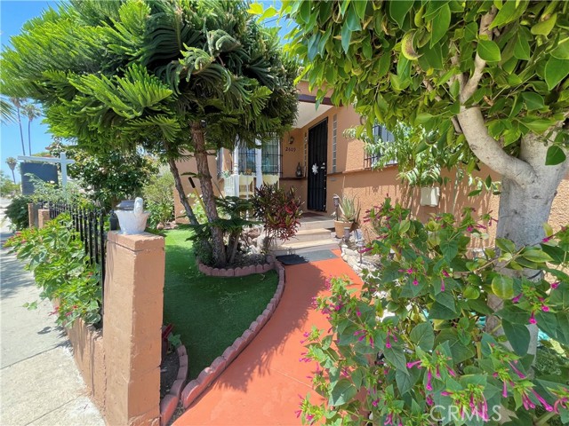 Detail Gallery Image 6 of 27 For 2609 Hyde Park Bld, Los Angeles,  CA 90043 - 2 Beds | 1 Baths