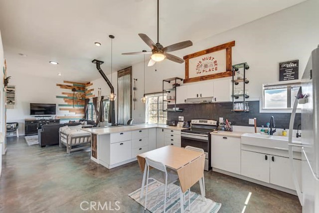 Detail Gallery Image 9 of 28 For 58725 Botkin Rd, Landers,  CA 92285 - 3 Beds | 2 Baths