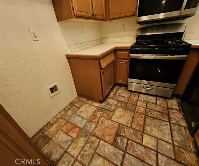 10966 Willow Lane, Adelanto CA: https://media.crmls.org/medias/a75d2a6a-1cb4-4065-b992-a99b4d5e48e5.jpg