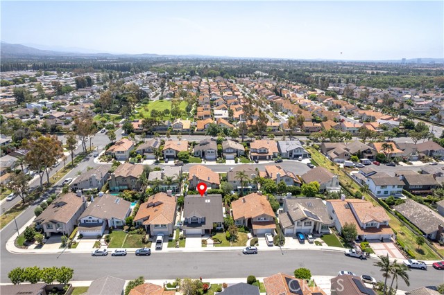 16 Harrisburg, Irvine CA: https://media.crmls.org/medias/a75e5c2a-2b9f-411a-bde2-ff64f5a44f60.jpg