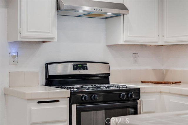 Detail Gallery Image 8 of 26 For 22 La Costa, Laguna Beach,  CA 92651 - 3 Beds | 2/1 Baths