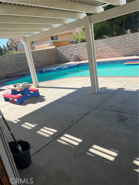 1761 Blackberry Court, Palmdale CA: https://media.crmls.org/medias/a75ea27a-1573-45ec-a75c-bfb8422edcf5.jpg