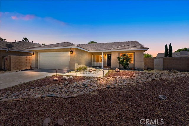 Detail Gallery Image 1 of 45 For 3742 Hickory Ct, Rosamond,  CA 93560 - 3 Beds | 2 Baths