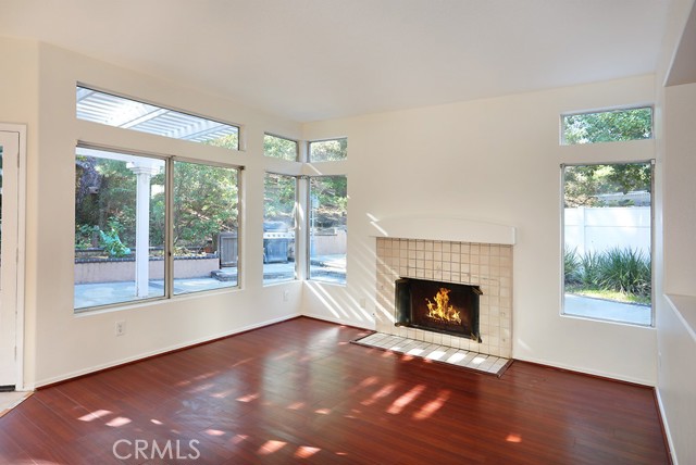 Image 9 of 50 For 961 Lone Pine