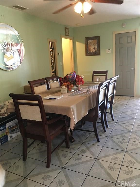 432 N Sage N Avenue, Rialto CA: https://media.crmls.org/medias/a75f4a2b-c464-425f-8655-6acf569ddfe0.jpg