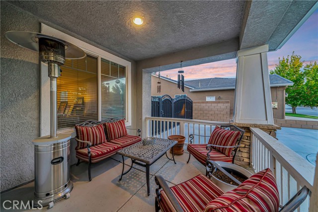 Detail Gallery Image 5 of 75 For 44432 Chaparral Dr, Lancaster,  CA 93536 - 6 Beds | 4 Baths