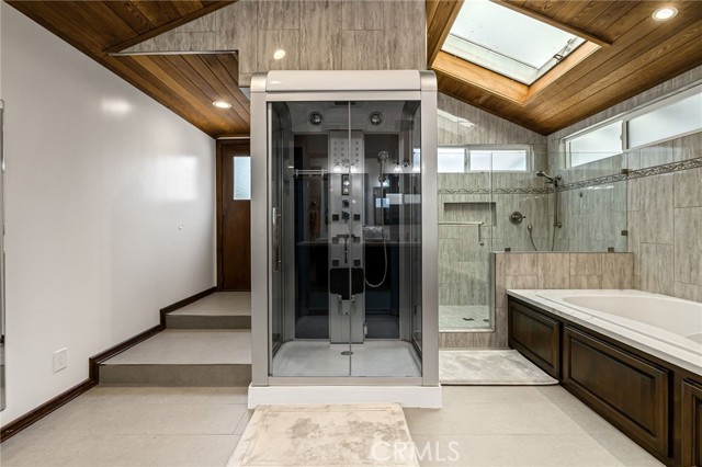 Image 40 of 75 For 1146 Sandhurst Lane