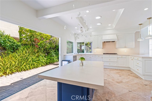 3107 Corte Marin, Newport Beach CA: https://media.crmls.org/medias/a760e5a8-e6f3-48af-bbf3-b2c35c1b1729.jpg