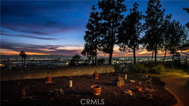 Detail Gallery Image 13 of 63 For 9960 Milburn, Sun Valley,  CA 91352 - 4 Beds | 2 Baths