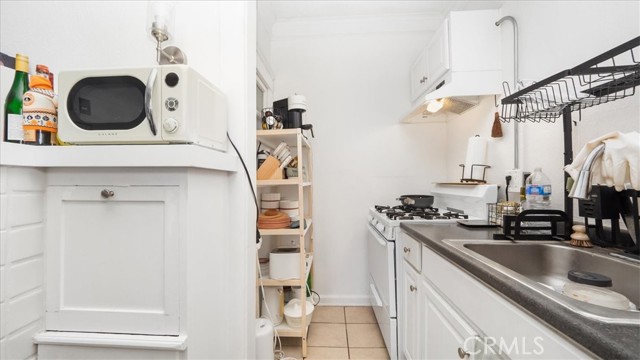 Detail Gallery Image 13 of 17 For 323 W 4th St #201,  Long Beach,  CA 90802 - 1 Beds | 1 Baths