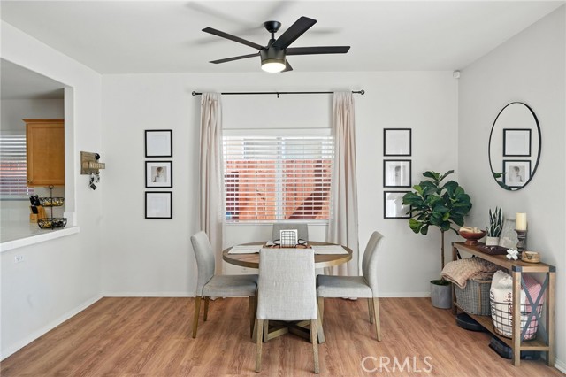 Detail Gallery Image 17 of 57 For 8554 Burnet Ave #144,  North Hills,  CA 91343 - 3 Beds | 3 Baths