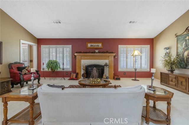 Detail Gallery Image 15 of 75 For 17663 Island Dr, Madera,  CA 93636 - 3 Beds | 2/1 Baths