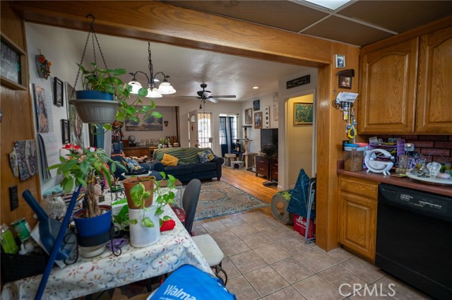 Detail Gallery Image 15 of 68 For 8826 Bermudez St, Pico Rivera,  CA 90660 - 3 Beds | 2 Baths