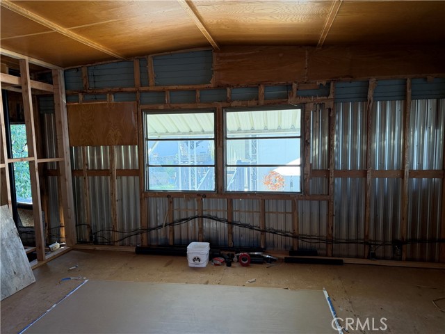 Detail Gallery Image 4 of 43 For 301 E Foothill #6,  Pomona,  CA 91767 - 2 Beds | 2 Baths