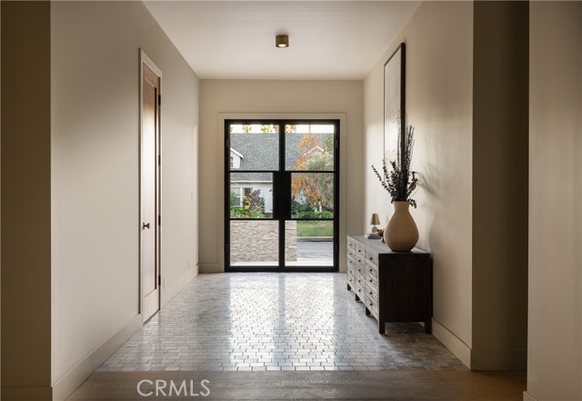 Detail Gallery Image 2 of 64 For 15719 Hartsook, Encino,  CA 91436 - 4 Beds | 4/1 Baths